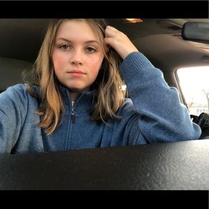 Meet your Posher, L o r e t t a 🌼⭐️🌻✨